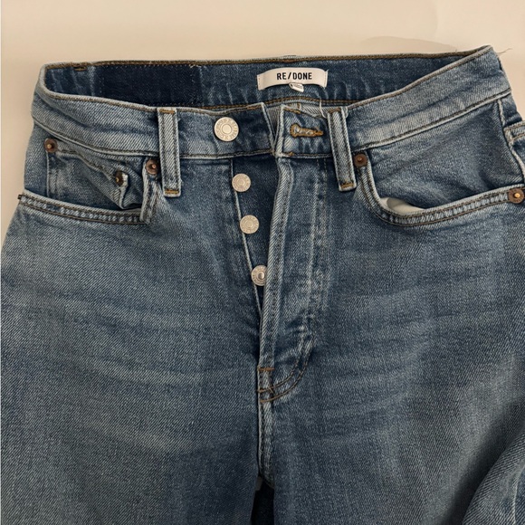 RE/DONE 70’s Stove Pipe in Medium Stone Wash - Picture 9 of 11